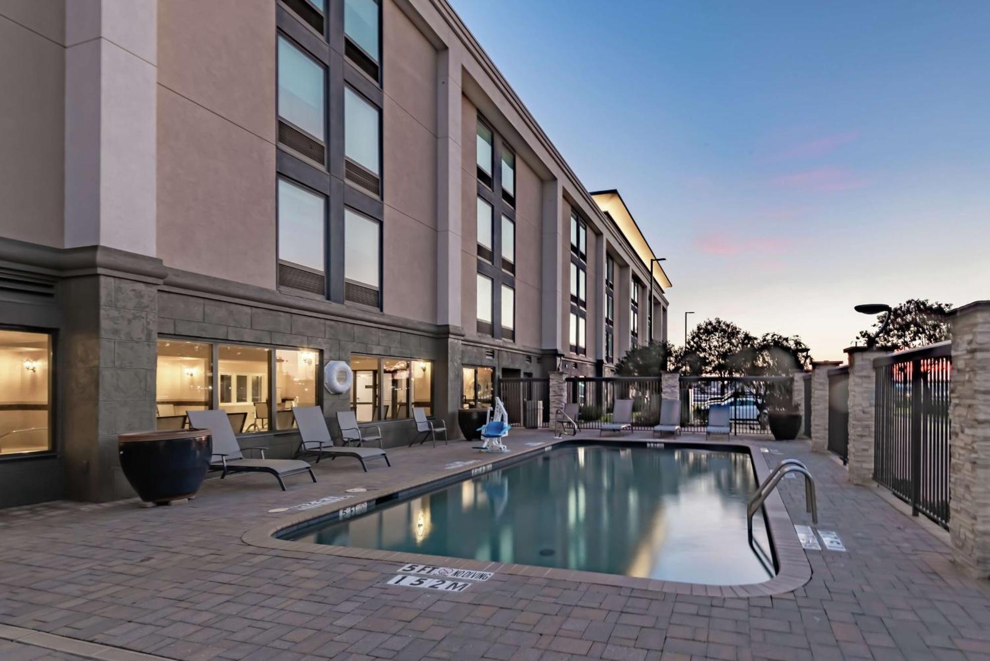 Hampton Inn Waco North Εξωτερικό φωτογραφία